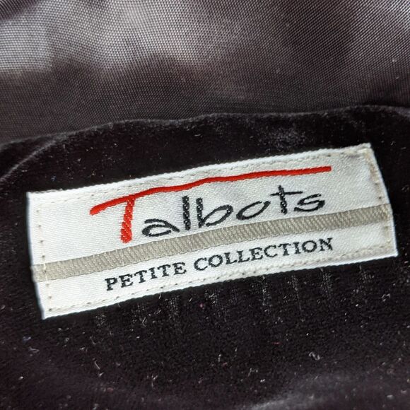 Vintage 1980s Deadstock Talbots Sexy Black Velvet Two Piece Skirt Suit Set - Picture 9 of 10
